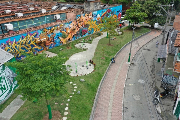 Más de 6.000 personas se benefician con la renovación del parque El Chagualo, en el Centro de Medellín