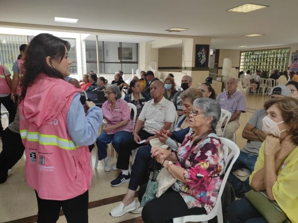 Alcalde de Medellín propone nuevas compensaciones para los moradores del Metro de la 80